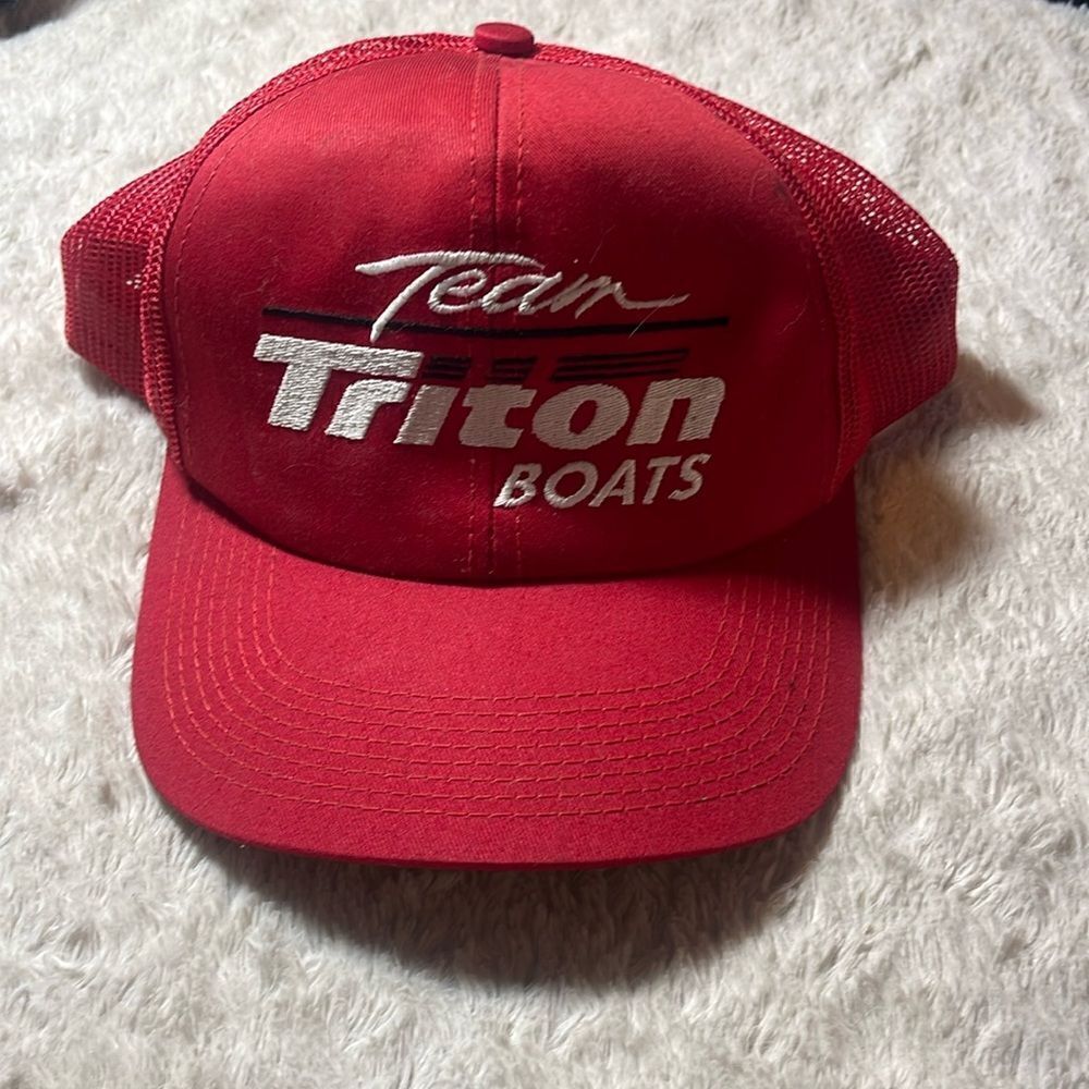 Vintage team triton boats hat